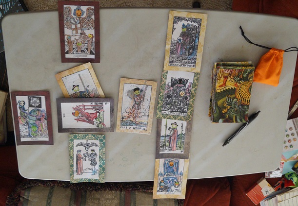 Halloween plot with tarot one